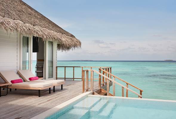 Grand Ocean Suite Pool_1