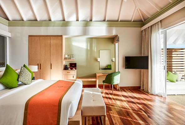 Grand Water Villa with Pool Interior_3