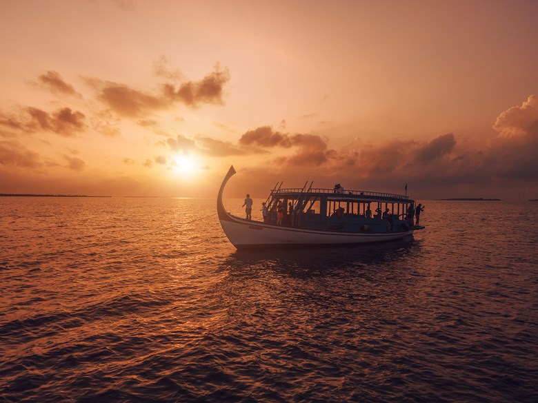 Sunset Dhoni