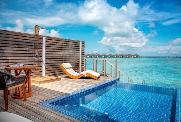 Romantic Water Villa With Pool