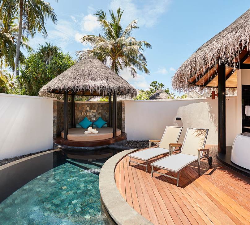 Irufushi Pool Beach Villa 0021 (1)