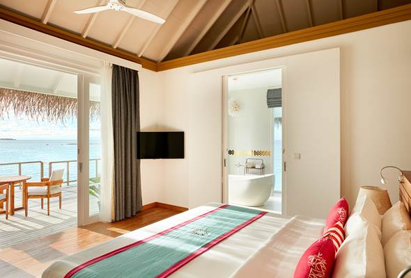 King Ocean Suite Interior_1