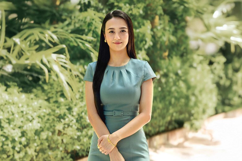 Annie Sales Manager at Sun Siyam Iru Fushi