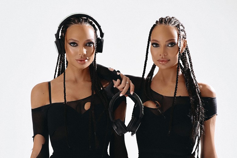 Dj Twins2 Rm