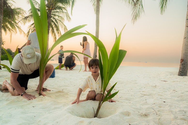 Magoodhoo Beach Tree Planting