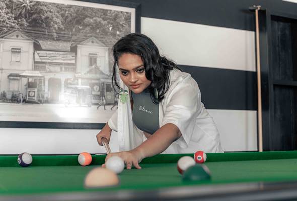 Recreation billiards table