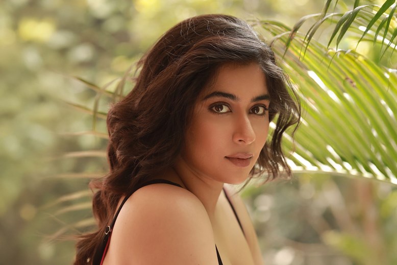Nikita Sharma comes to Sun Siyam Olhuveli